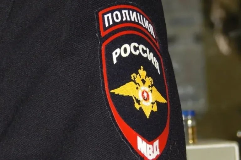 Полицейские в Нефтекумске вывели из горящей квартиры пенсионерку